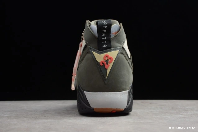 AT3375-100 7 Icicle x Jordan Patta Air 0730